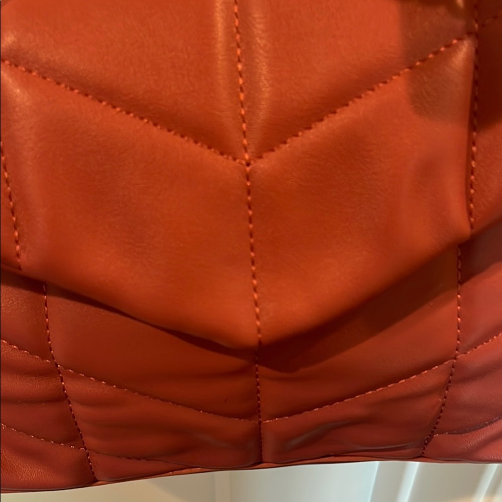 Urban Expressions Quilted Red Shoulder Bag - Picture 3 of 10